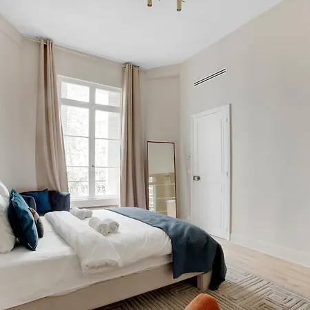 Apartment Elegant Climatise - Arc De Triomphe